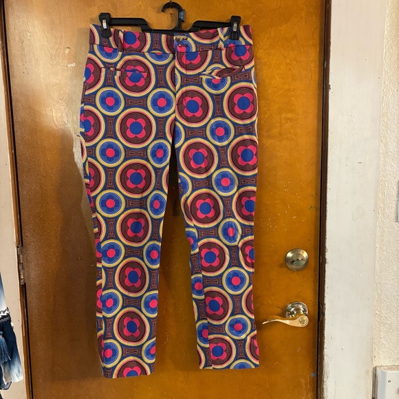 Anthropologie slim print pants. Size 8 - Picture 3 of 8